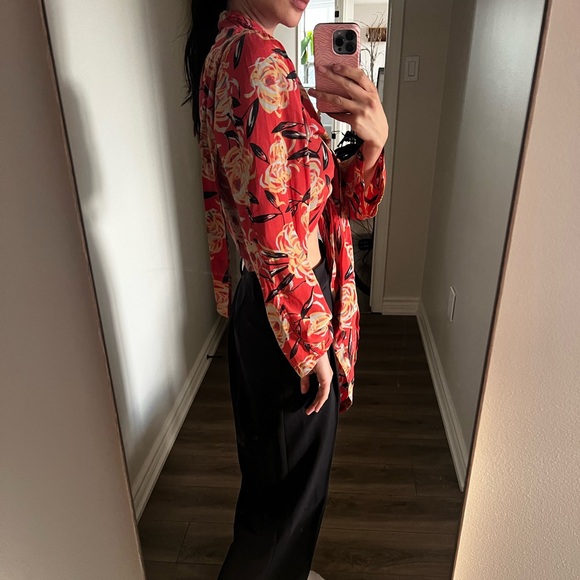 Winter Kate by Nicole Richi 100% silk blouse / kimono top - Picture 12 of 13